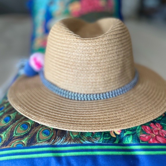 Bioworld hat - Picture 2 of 4